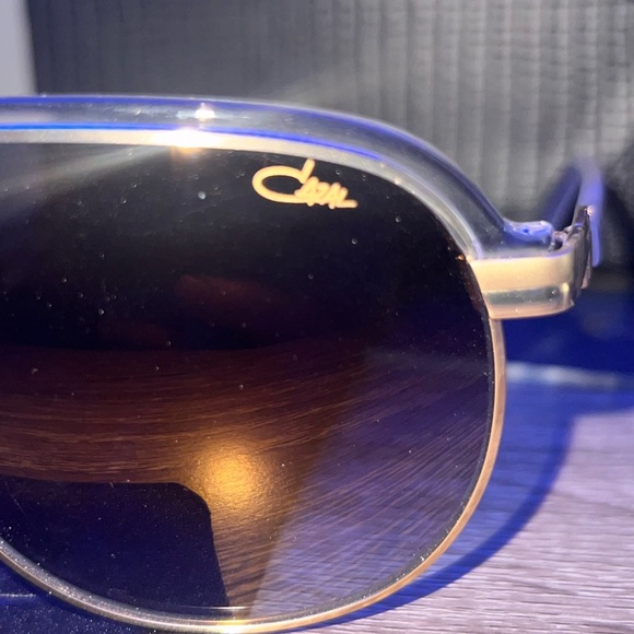 Cazal 9085 Crystal/Gold/Blue Gradient Aviator - Picture 7 of 8